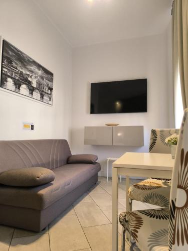Castel Sant' Angelo Suites - Vatican - City center - Direct bus stop to and from Fiumicino Apt