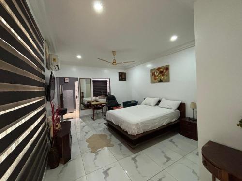 En eller flere senge i et værelse på 1 bedroom apartment