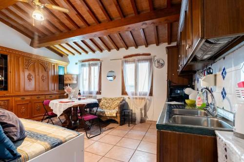 Very Central Apartment 5 mins from Train Station and Duomo