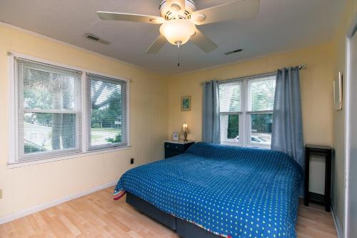 En eller flere senge i et værelse på Villa Kunterbunt