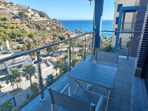 Sea Views Terrace Apartment with Pool & Parking & Cala Cabria