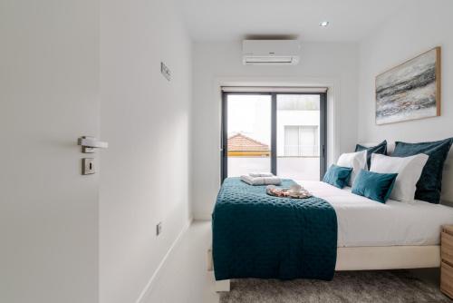 Sleek Apartment with Balcony by HostWise