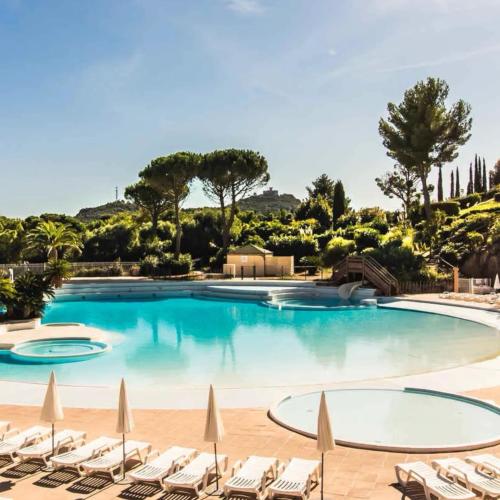 Le jardin de L Estérel FH007 -Piscine Chauffée -Parking - climatisation - -Appartement en résidence de loisirs - plages