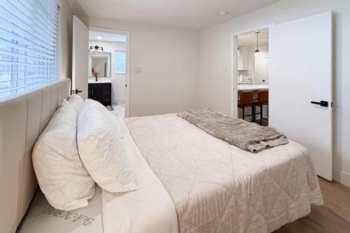 Ένα ή περισσότερα κρεβάτια σε δωμάτιο στο Sierra Pines Retreat Tahoe