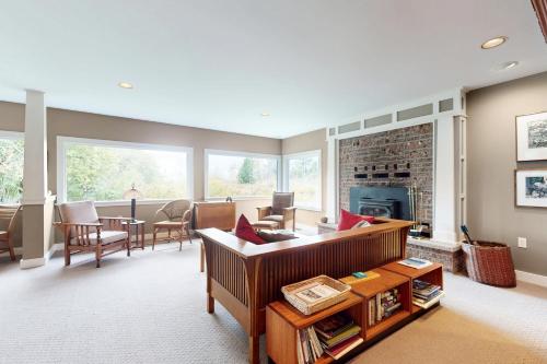 Gallery image of Lummi Island Retreat | 3 BD in Lummi Island