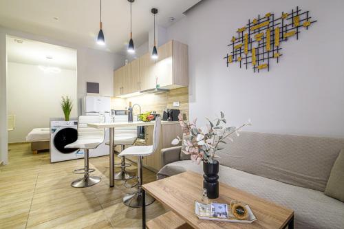 Deluxe City Centre Studio