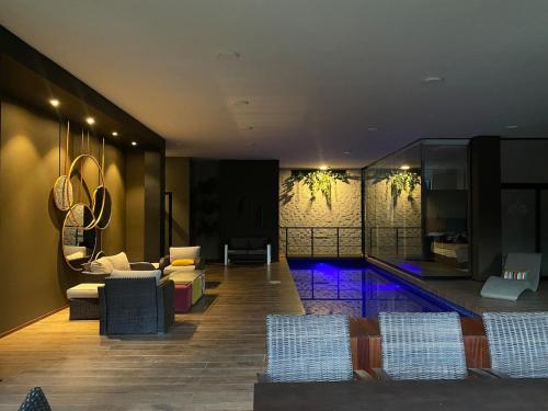 Swimmingpoolen hos eller tæt på House with a private pool in Bosque Norte