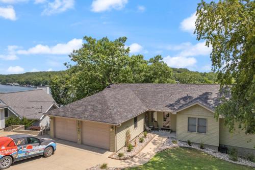 Billede fra billedgalleriet på Sunrise, Wildlife & Paddle Boarding Awaits! i Sunrise Beach