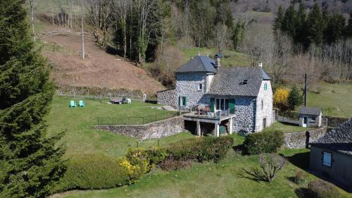 Gîte de caractère au pied du Puy Mary