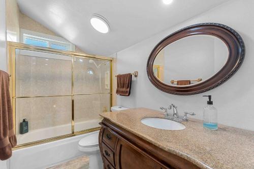 Koupelna v ubytování Quiet Comfort Suite 2b1b