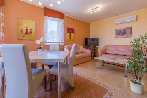 Apartment in Dramalj 41656