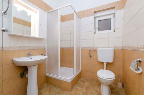 One-Bedroom Apartment Crikvenica near Sea 3