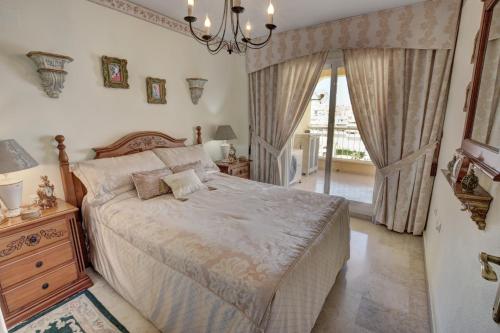 CYV - Beautiful Apartment with Sea Views