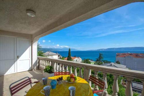 Apartments in Novi Vinodolski 39135