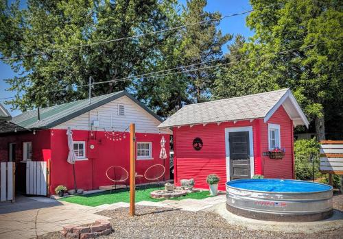 Swimmingpoolen hos eller tæt på Downtown Hagerman Hot Springs Getaway