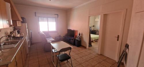 Kuchyň nebo kuchyňský kout v ubytování Private Room in city center