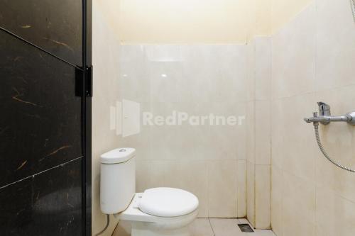 Ένα μπάνιο στο SM Guest House Malang