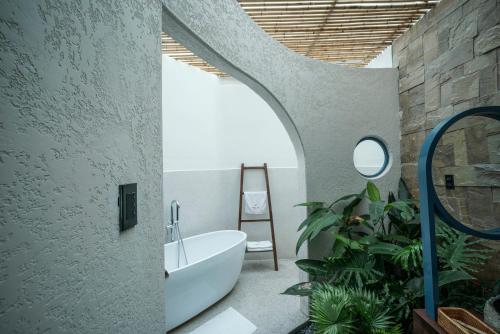 Ένα μπάνιο στο MOONLIGHT Homestay & Hotel