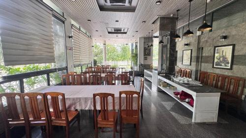 Nhà hàng/khu ăn uống khác tại Y Linh Hotel