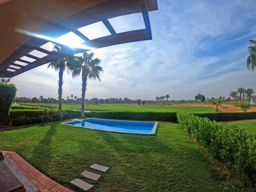 Luxury 6-Bedroom Villa with Private Pool in Ein Bay, Sokhna