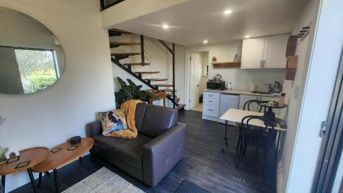 Kuchyň nebo kuchyňský kout v ubytování Magpie and Stump Hotel 'Nest Accommodation'