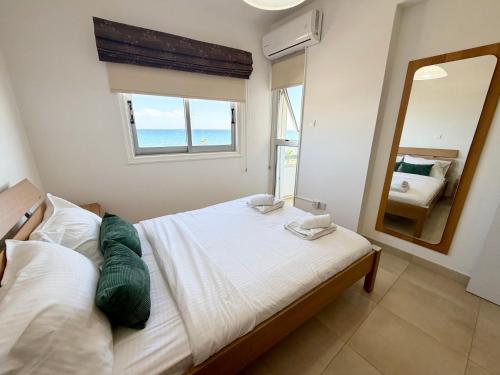 Foto Golden Nest by the Sea 2