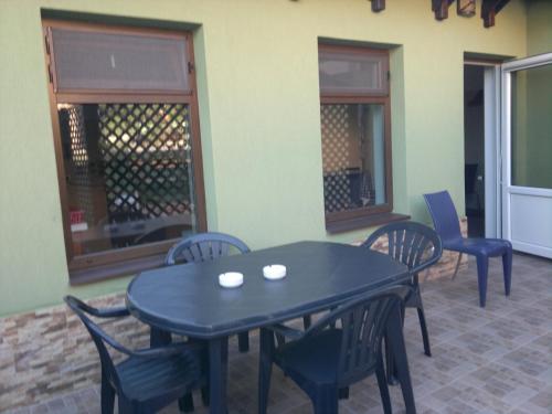 Patio nebo venkovní prostory v ubytování Imola Vendégház