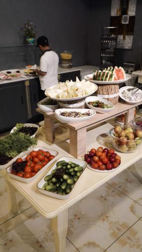 酒店内部或周边提供的食物