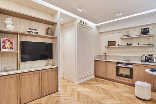 Suite Air-conditioned Opera-Louvre-2 Bedrooms