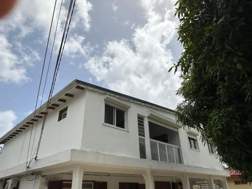 Fotografie z fotogalerie ubytování Villa F3 Les Bougainvilliers v destinaci Baie-Mahault