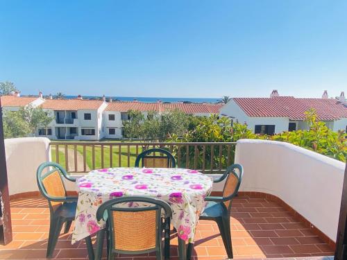 Appartamento Smeraldo a Son Bou con terrazza vista mare