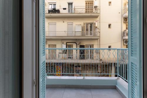 Line Chic Apartments by BiNoBi!