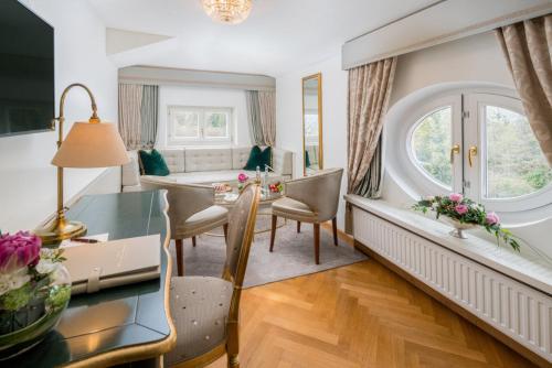 Hotel Schloss Mönchstein
