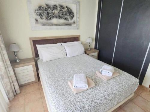 Charming 1 Bedroom Apartment in BenalBeach