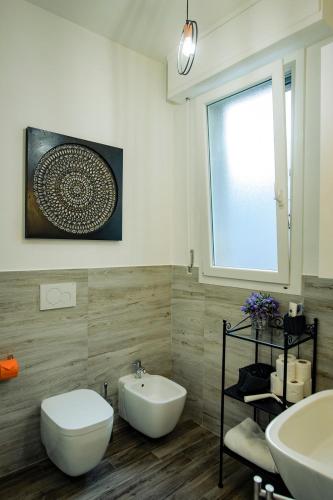 Sonny Capone Al Vaticano Family Apartment