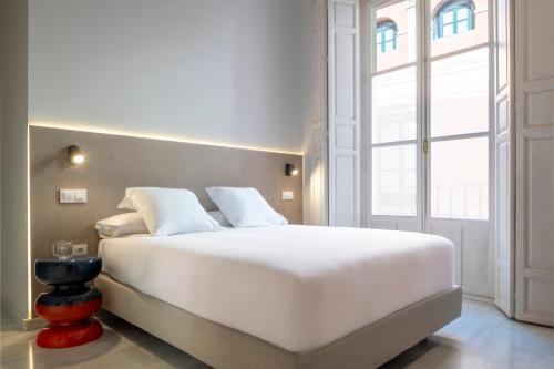 Casa 1872 Top-Luxury, by Homing U
