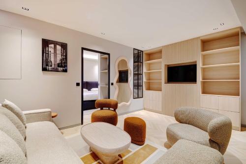 Modern souplex a c 2BR 6P– Near the Louvre Museum