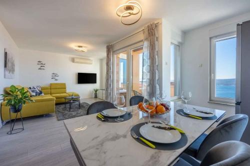 Apartments in Crikvenica 41686