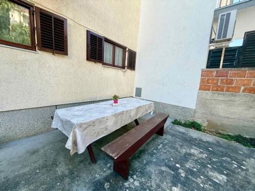 Apartment in Dramalj 54825