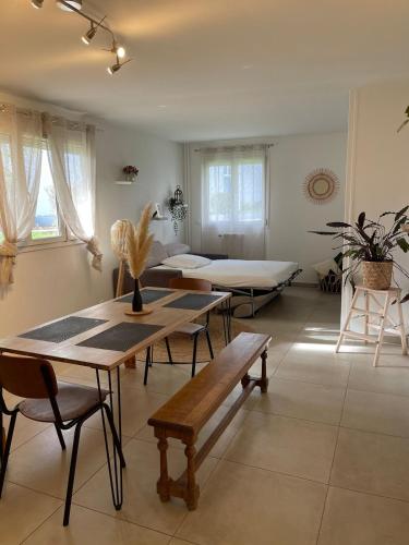 Appartement avec Parking gratuit sur place