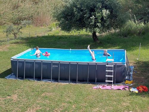 Πισίνα στο ή κοντά στο House Piloda