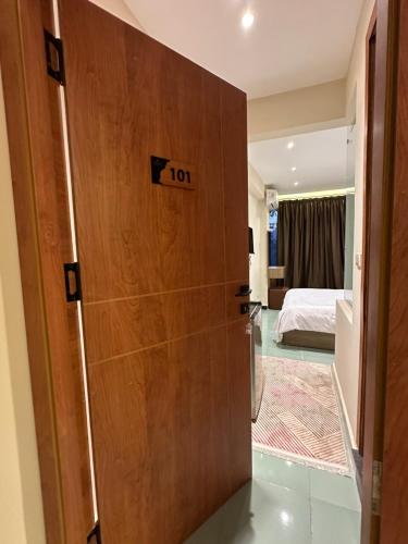 Cama o camas de una habitación en The Pyramid Vault View INN