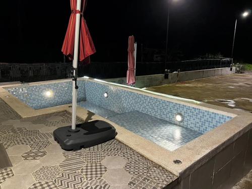 Bazén v ubytování 哈娜家Villa nebo v jeho okolí