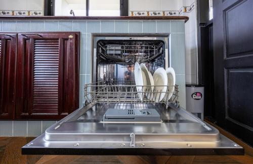 Kuchyň nebo kuchyňský kout v ubytování Dream Villa 1bd with a swimming pool