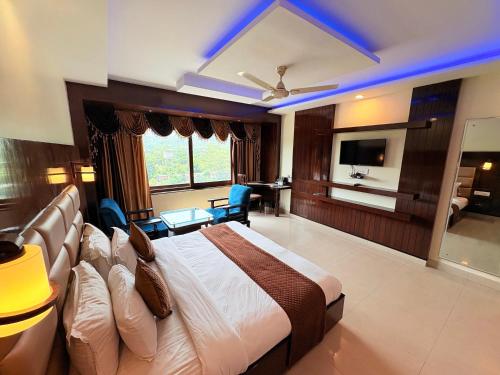 Fotografie z fotogalerie ubytování Crystal Ganga Heights 5 Min from Har Ki Pauri v destinaci Haridvár