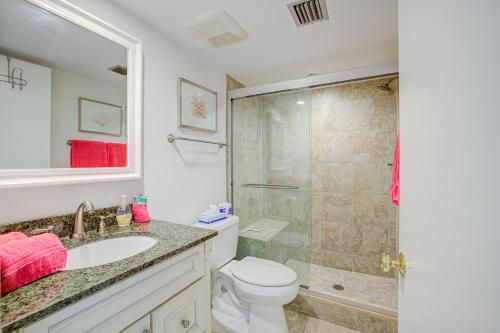 Et badeværelse på Mariner Pointe #521