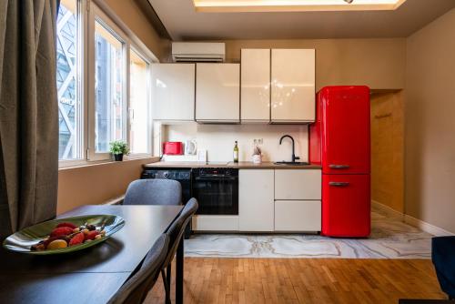 Elegant 2bdr Apartment with a Balcony