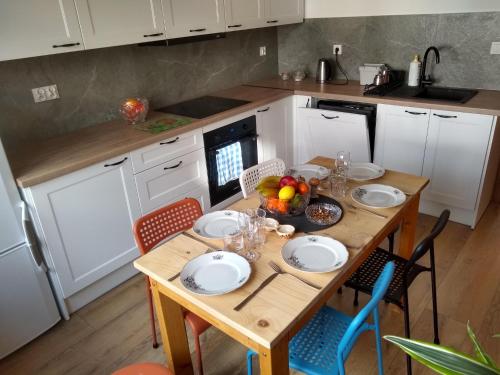 Köök või kööginurk majutusasutuses Na Ogrodowej między Tatrami a Gorcami