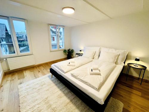 Posezení v ubytování -TheUrbanist- Central 2 BD Free Parking Fast WiFi