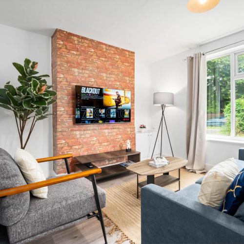 Billede fra billedgalleriet på 3 Bedrooom House - Garden - Fast WIFI - Private Driveway Parking 215R i Birmingham